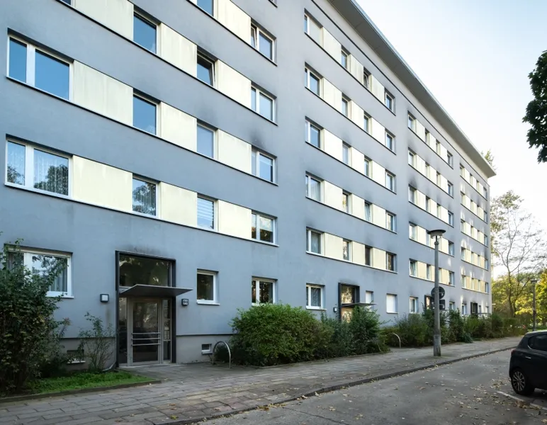 Ohne WBS
offene Küche — photo 1